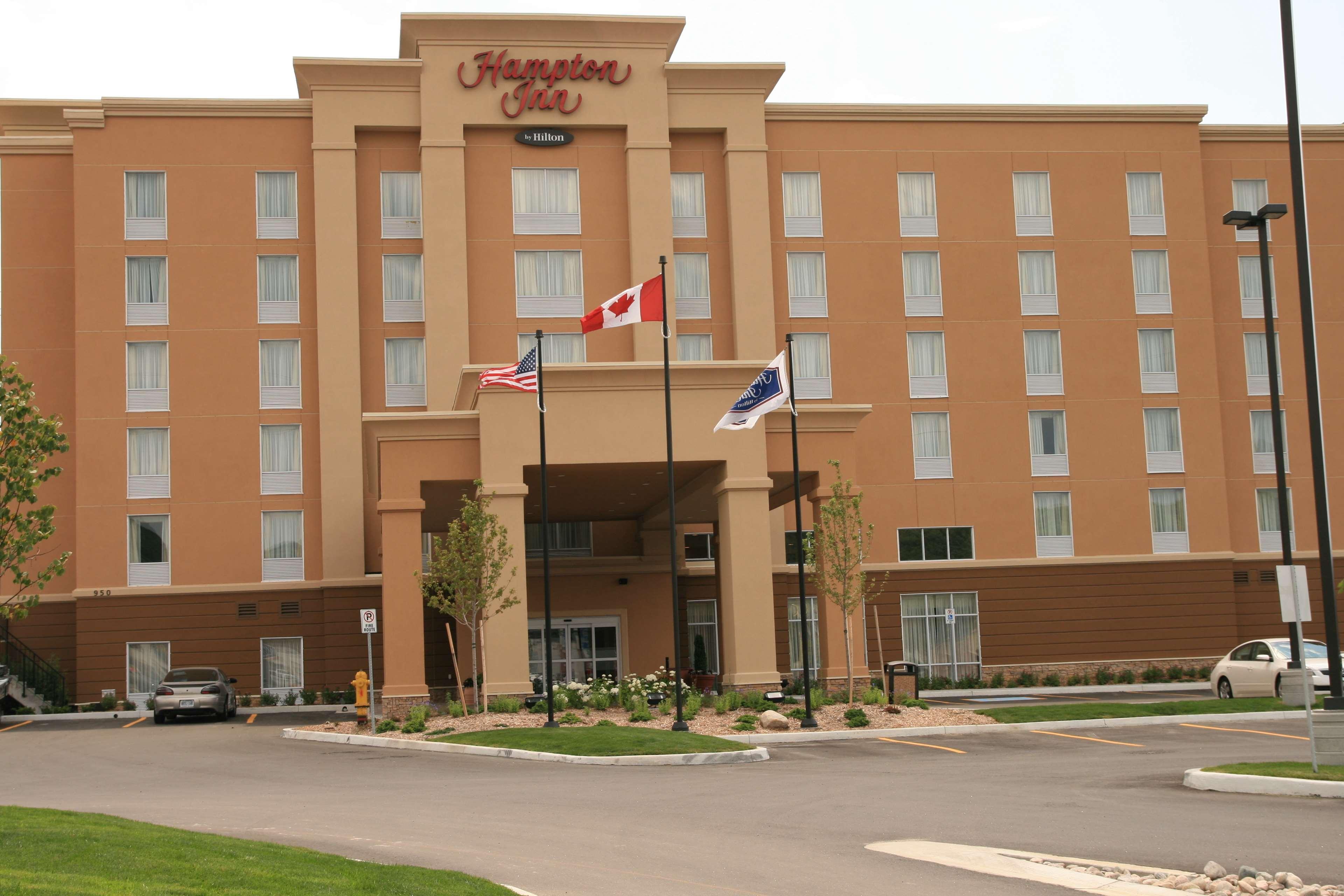Hampton Inn By Hilton Север Бэй Экстерьер фото