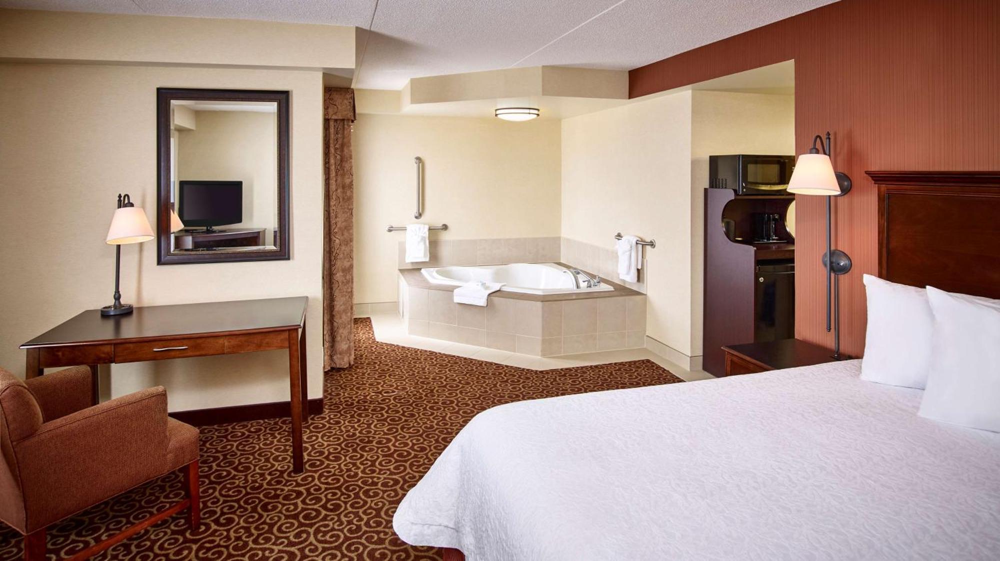 Hampton Inn By Hilton Север Бэй Экстерьер фото